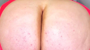 Amateur close up ass toying