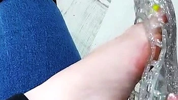 Amateur porn Gives Us Some Foot Fetish Aurora