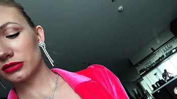 Homemade amateur blonde blowjob