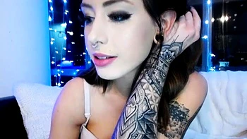 Horny Webcam Babe Solo Masturbation