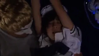 00960,Sensual play of Asian beauty