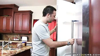 Rhylee's kitchen scene