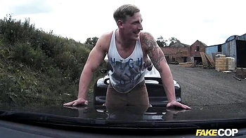 Delightful bunny's curvy trailer