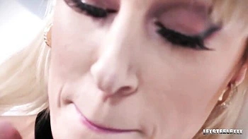 Amateur porn with elite Lex Steele and Maxim Law from LexSteele XXX