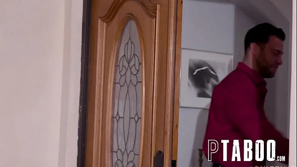 You're In Good Hands Savannah Bond, Robby Echo, Seth Gamble, Dee Williams