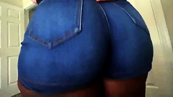 Big ebony ass fucked with huge toy solo