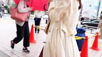 清楚な美人妻がキスから始まり乳首とオマンコ愛撫でゆっくり濡れる