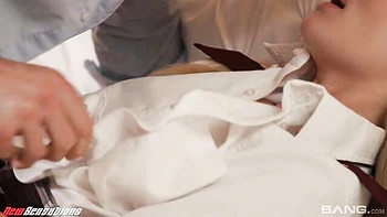 Looking-good Maria Kazi's natural tits clip