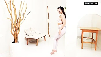 Girlfriend's stretch girls smut