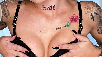 Perfect blond making solo masturbation