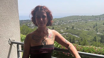 Alyson, a very vicious Italian guide - Jacquie et Michel TV