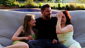 Outdoor threesome from dusk till orgasm