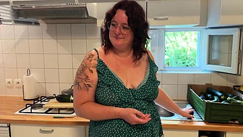 Explosive reunion with Laeticia, 23 years old! - Jacquie et Michel TV