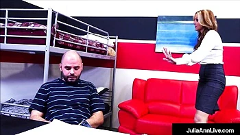 Hottie Julia's blonde video