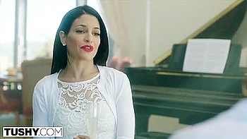 Seduced Kissa Sins With Lesbian Sex