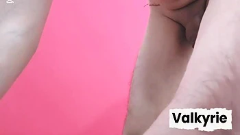 I Give Milk To My Girlfriend And She Wadds