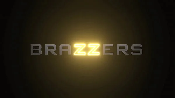 Blast-sisted Living Threeway - Katie Morgan, Gia Derza / Brazzers / full video www.brazzers.promo/94