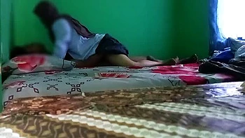Indonesian Hijab Teen 18 Year Old Homemade Creampie - School Girl Passionate Sex