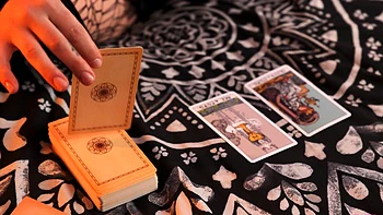 Amateur blonde fucking in stockings on video