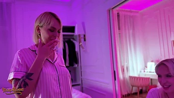 Blondes Greta Foss & Vera Jarw Shares Mr. Texas's Thick Cock