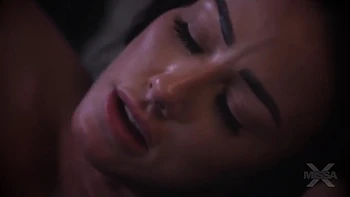 Jennifer White Gets Fucked By Her Stepson