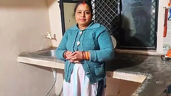 Desi Indian Bhabhi Rough Fucking and Blowjob with Hindi Dirty Talk - Homemade HD