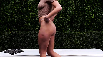 Tattooed amateur Milf home blowjob with cumshot