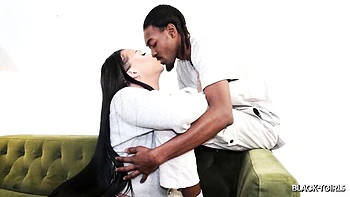 Trans magique baise sauvage sans capote