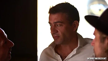 Naomie Ricci, secrétaire médicale de 33 ans, se fait lécher le cul