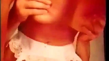 Блондинка Сека делает горячий винтажный минет с кончей