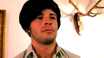 Große Titten Dienstmädchen fickt mit Blowjob, Doggy und Cowgirl