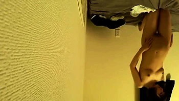 Japonesa chupando pau de lingerie POV