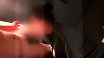 Esposa borracha chupa y muerde el pito ajeno