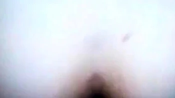 Koreanische Amateurin wird roh im Doggy gefickt POV