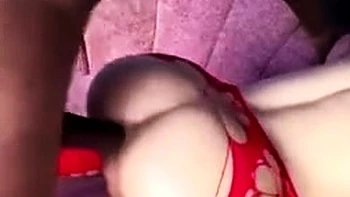 Ariana Slavens hart von hinten im Strumpf gefickt