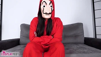 Gabriella as Lara in Casa De Papel - Solo Barefoot Foot Worship