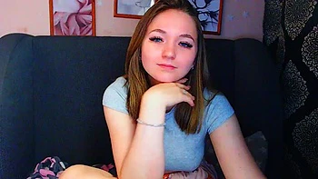 MyGirl08.5: Пышногрудая красотка с огромными сиськами