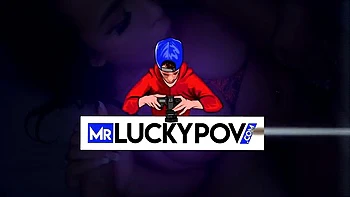 Alexa Nova petite salope se fait baiser profond en POV