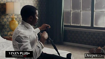 Redhead Jessi Rae Gets Stretched by Isiah's Huge BBC