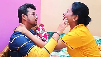 Indian Friends Fuck in Hotel - Desi Bhabhi Blowjob & Doggy