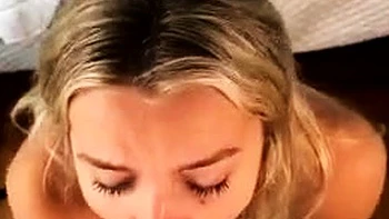 Trippie Bri seins énormes, creampie anal douloureux en POV