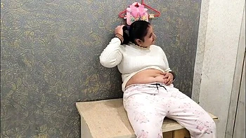 Desi Stepdaughter Puja Sucks Dad for Creampie Doggy