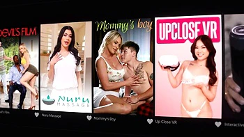 MILF chaude en DP avec le gode-ceinture d'Adira et son mari