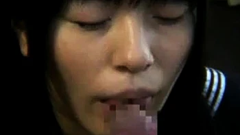 Amateur japonesa asiática chupando polla POV