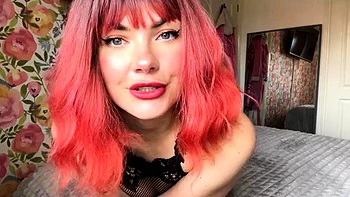 Redhead Amateur’s Extreme Public Toilet Masturbation