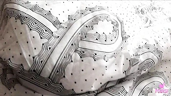 Stylish lassie's handjob smut