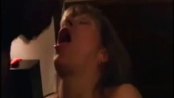 MILF loira amadora faz um boquete gostoso