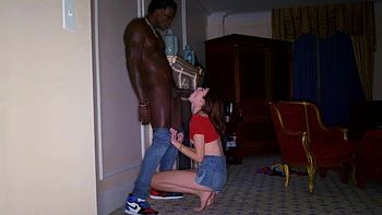 Брюнетка Лена Андерсон скачет на огромном чёрном члене Луи Смоллса