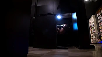 Fingering Sensitive Clit Till Fingers Bleed - Asian Milf Squirts