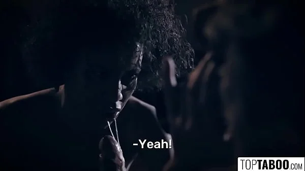 Black woman REJECTED by famous photographer does ANYTHING to get approval - [SUB EN]